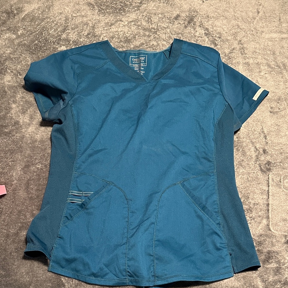 Cherokee Teal V-Neck Short Sleeve Scrub Top